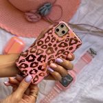 قاب موبایل آیفون پلنگی آینه ای صورتی نقره ای