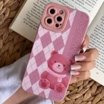 قاب موبایل آیفون خرس صورتی چهارخونه پرو کمرا محافظ لنزدار