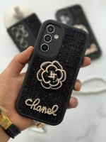 قاب موبایل سامسونگ شنل گل حصیری مشکی ( بدون بند )