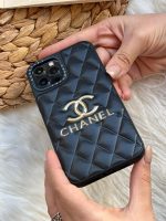 قاب موبایل آیفون شنل چرمی لوگو فلزی - تصویر 3