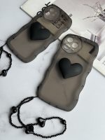 قاب موبایل آیفون تک قلب مشکی دودی + بندست قلبی ( 3004 ) - تصویر 3