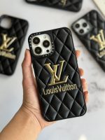 قاب موبایل آیفون لویی ویتون چرمی لوگو فلزی