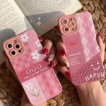 قاب موبایل آیفون سری لبخند صورتی چهارخونه محافظ لنزدار