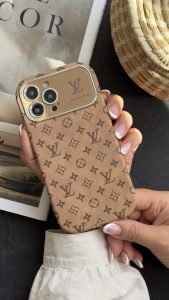 قاب موبایل آیفون لویی ویتون مخملی فونتی قهوه ای