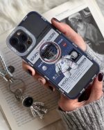 قاب موبایل آیفون آرمسترانگ کره ماه فضایی آبی محافظ لنزدار - تصویر 3