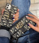 قاب موبایل آیفون دیور چرم و پارچه ای قفل فلزی جاکارتی - تصویر 2