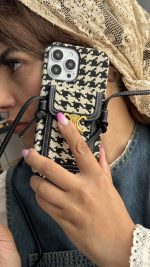 قاب موبایل آیفون زبرا پارچه ای جاکارتی سلین + بندست بلند - تصویر 2