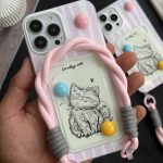 قاب موبایل آیفون گربه نقاشی لاولی جاکارتی بندست