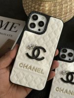 قاب موبایل آیفون شنل لوگو نگین دار