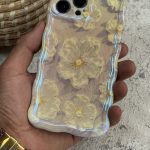 قاب موبایل ( آیفون ) گل برفی خامه ای