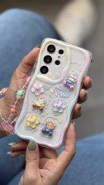 قاب موبایل ( سامسونگ - آیفون ) خرگوش و خرس بامزی + بندست بابونه