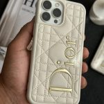 قاب موبایل آیفون دیور هوم اینتنس بالشتی چرمی