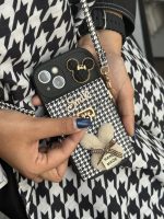 قاب موبایل آیفون باربری زبرا پترن سیاه و سفید - تصویر 3