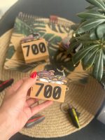 کاور ایرپاد Adidas YEEZY 700 (کدa0076) - تصویر 2