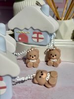 کاور ایرپاد سیلیکونی خونه با آویز خرسی (کدa0256)