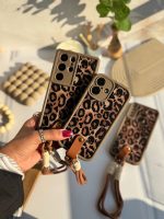 قاب پلنگی قهوه ای سالید با آویز آیفون سامسونگ شیائومی (کدC1925) - تصویر 3