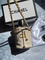 بطری آب استیل شنل سری Thermos Cup با بند/کیف دوشی (کدa0271) - تصویر 3