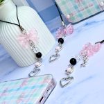 قاب Pink Seoul با آویز (کدC2031)