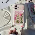 قاب گوشی جاکارتی دار گل لاله و بابونه - Image 10